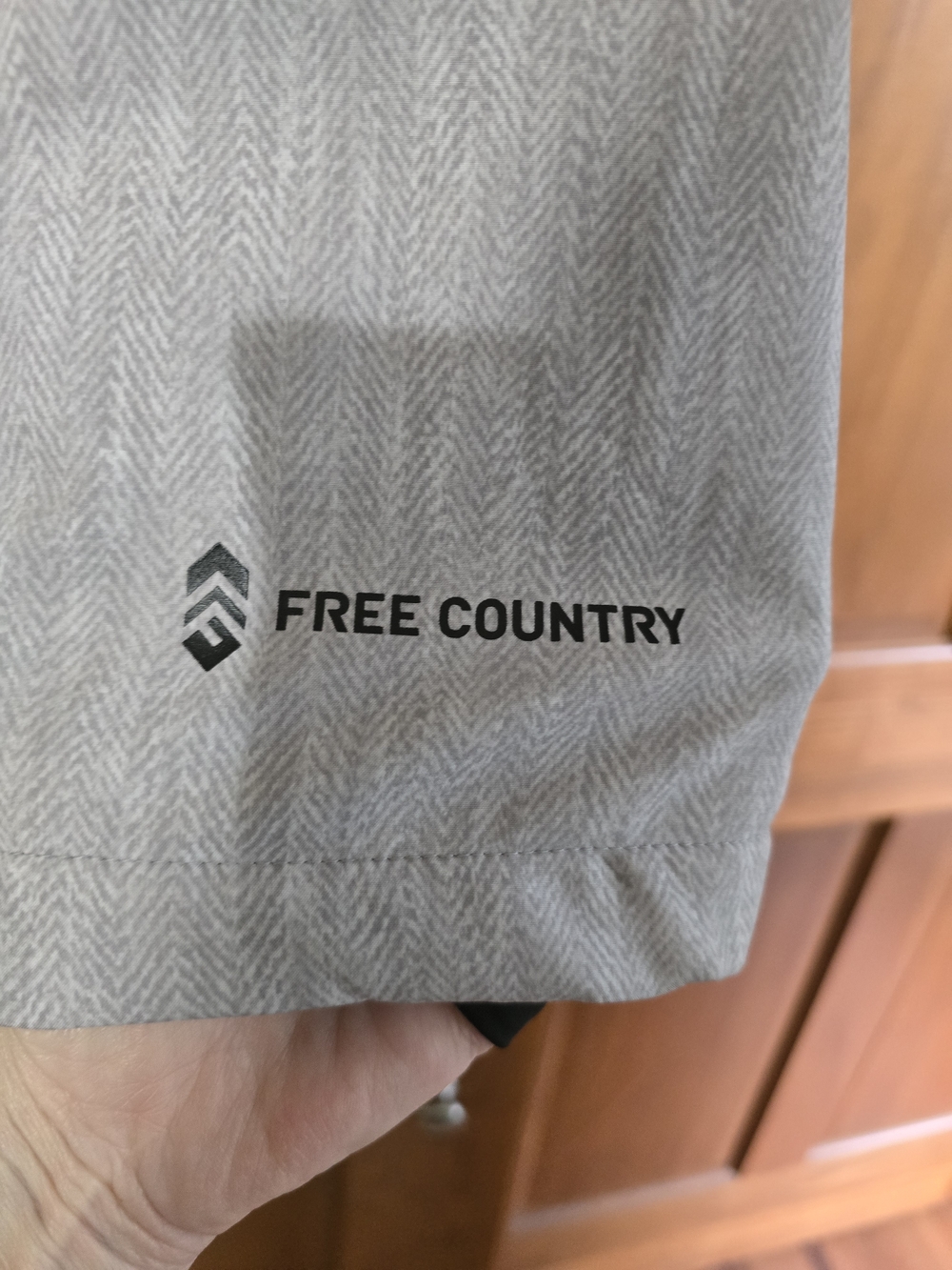 NWT- Free Country Women's Freecycle Super Softshell Jacket in the "Silver Chip". - Picture 4 of 11